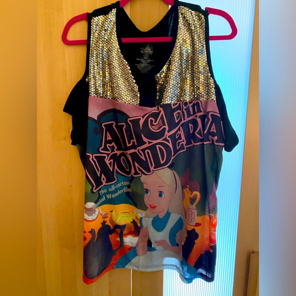 Disney Alice In Wonderland Top 2XL Cold Shoulder Sequin Graphic Print